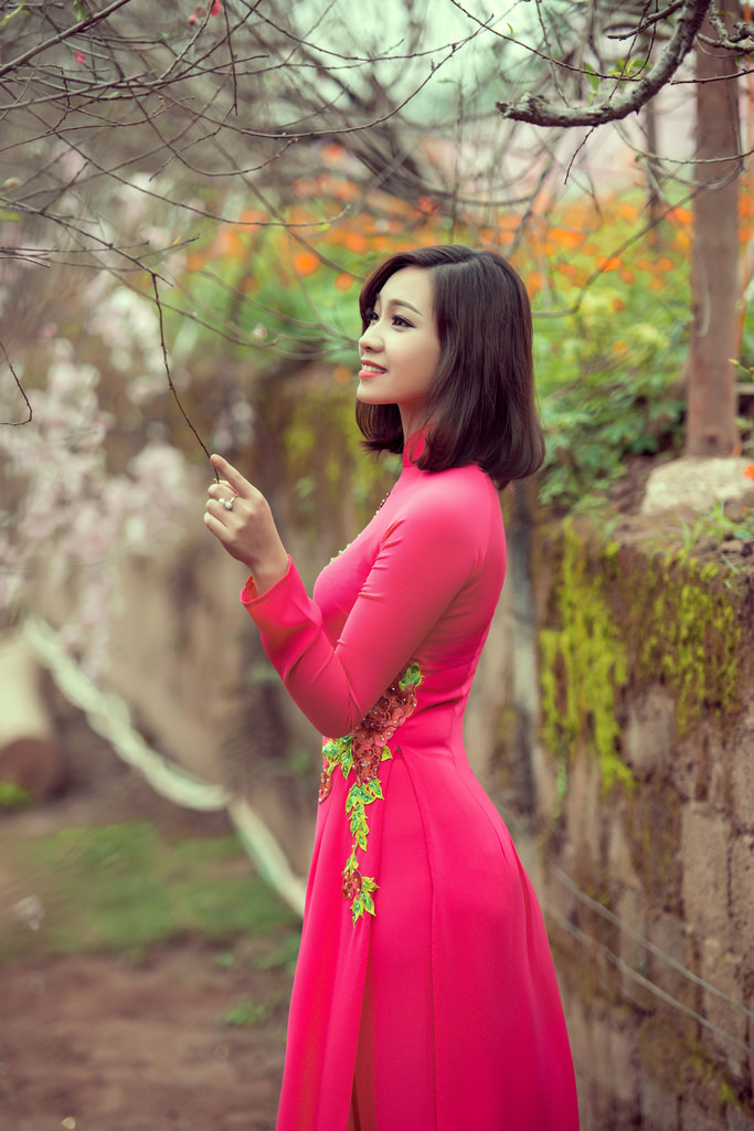 美丽的姑娘观看在线播放